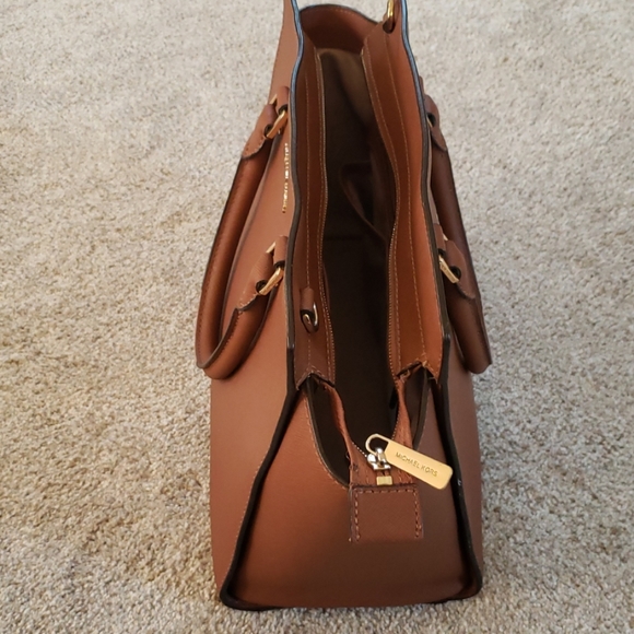 Michael Kors Satchel Bag - Picture 3 of 8